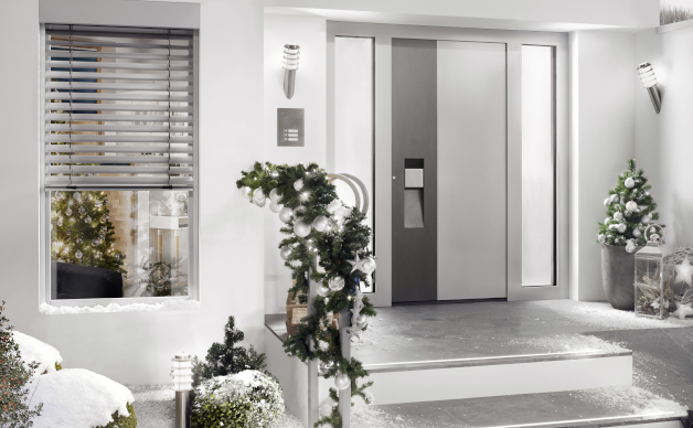 La magia del Natale inizia dalla porta d’ingresso