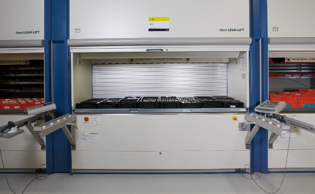 Il magazzino verticale integrato industria e distribuzione